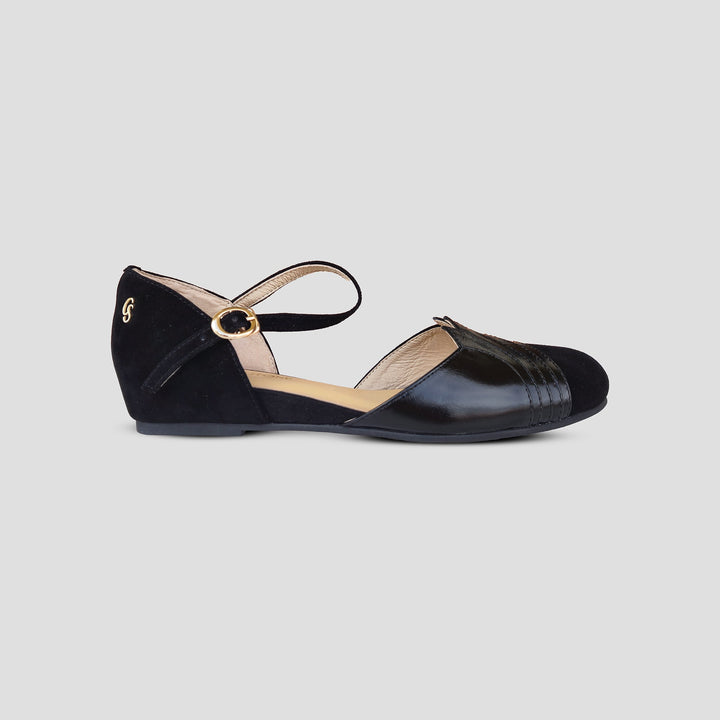 Black New York Flats - Charlie Stone Retro Women's Closed Toe Suede