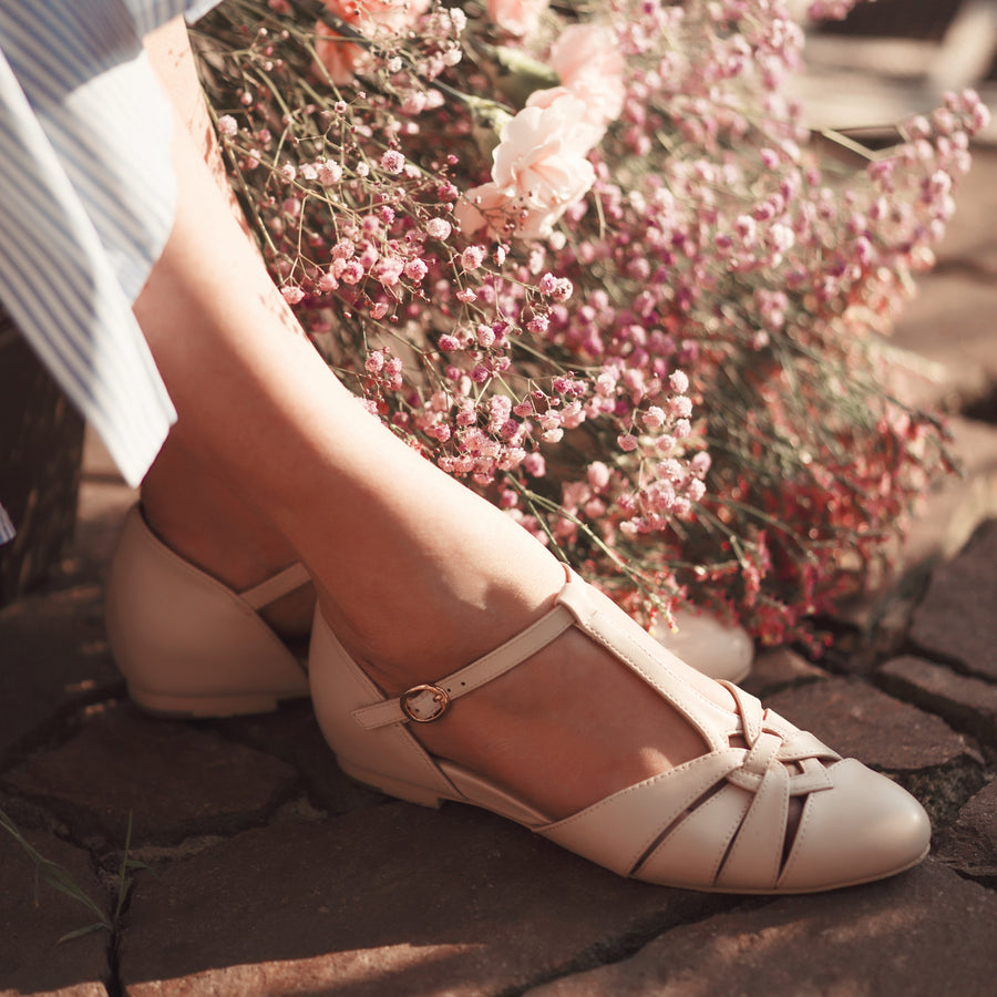 Cream Montpellier Flats - Charlie Stone Vintage Inspired Women's Shoes
