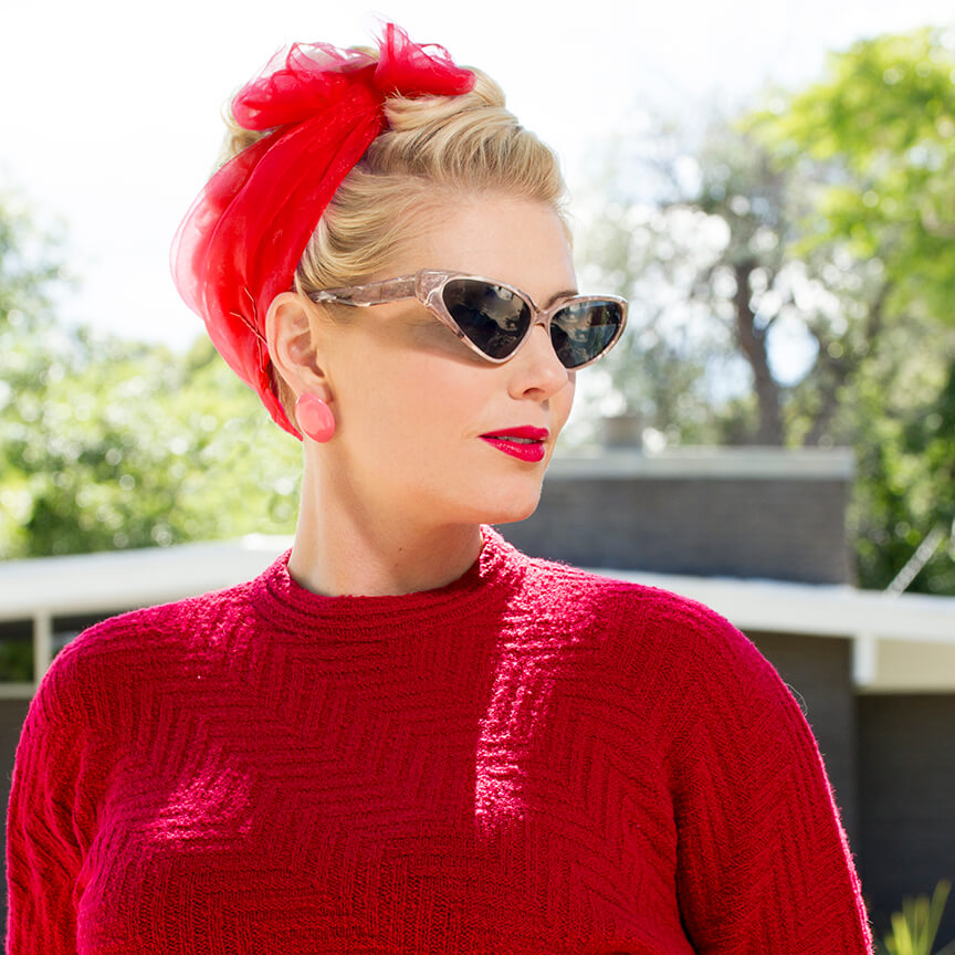 Image of blonde model wearing Vintage Hairstyling Tidy Tresses Hair Scarf - red