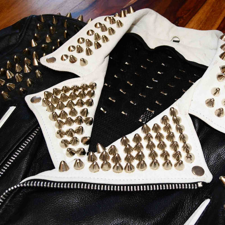 Fashion hardware for customization